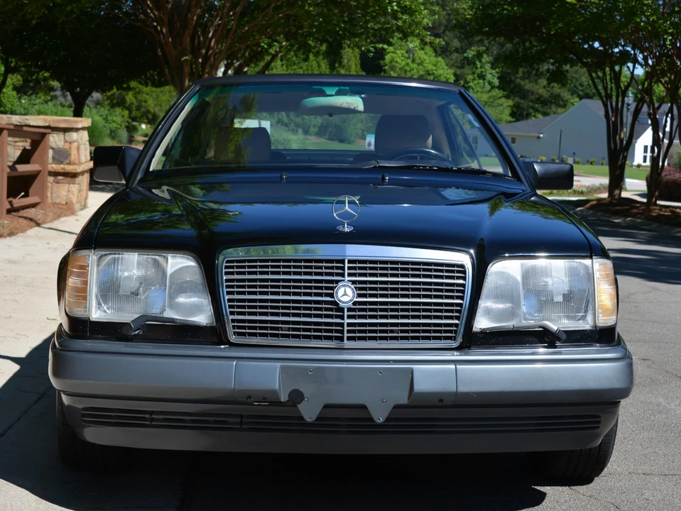 1994 Mercedes-Benz W124 E-Class - Image 3 of 31
