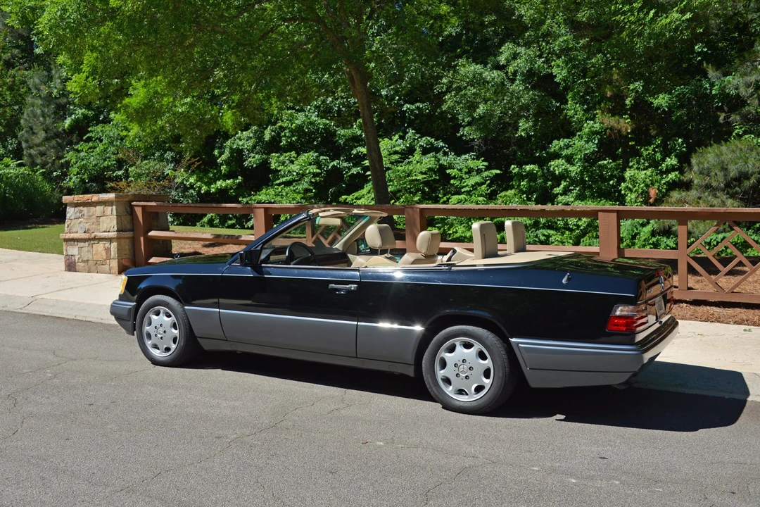 1994 Mercedes-Benz W124 E-Class - Image 16 of 31