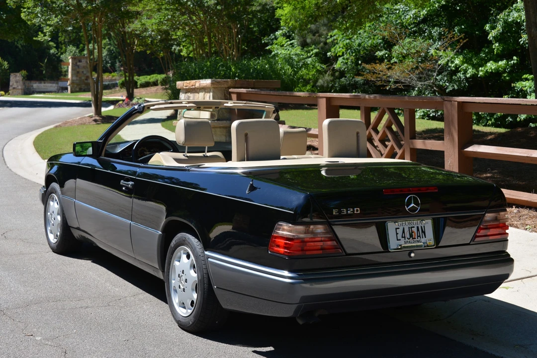 1994 Mercedes-Benz W124 E-Class - Image 17 of 31