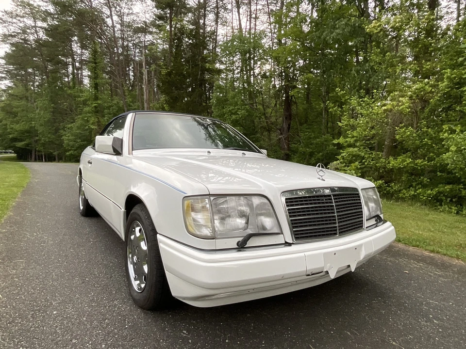 1994 Mercedes-Benz W124 E-Class - Image 12 of 31