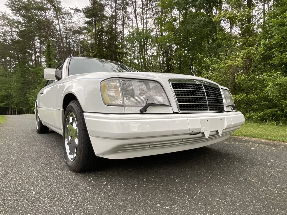 1994 Mercedes-Benz W124 E-Class - Image 10 of 31