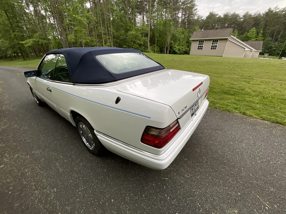 1994 Mercedes-Benz W124 E-Class - Image 25 of 31