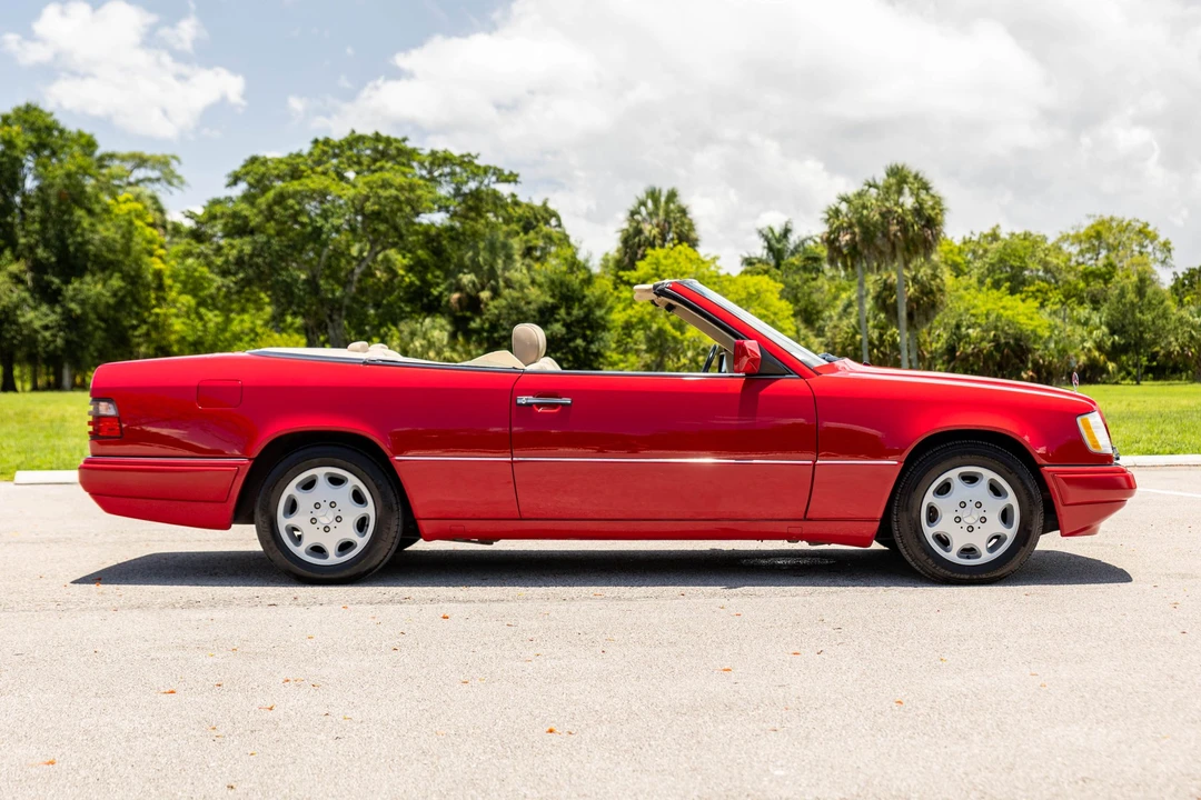 1994 Mercedes-Benz W124 E-Class - Image 4 of 31