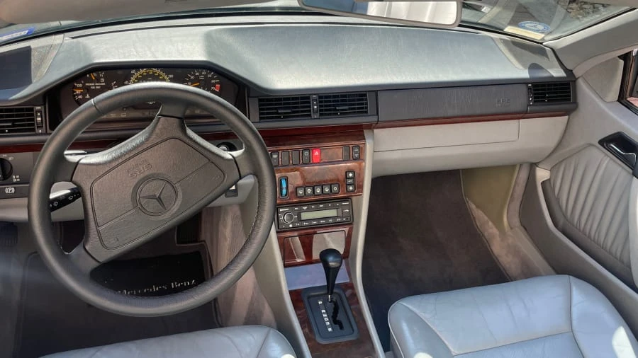 1994 Mercedes-Benz W124 E-Class - Image 12 of 28