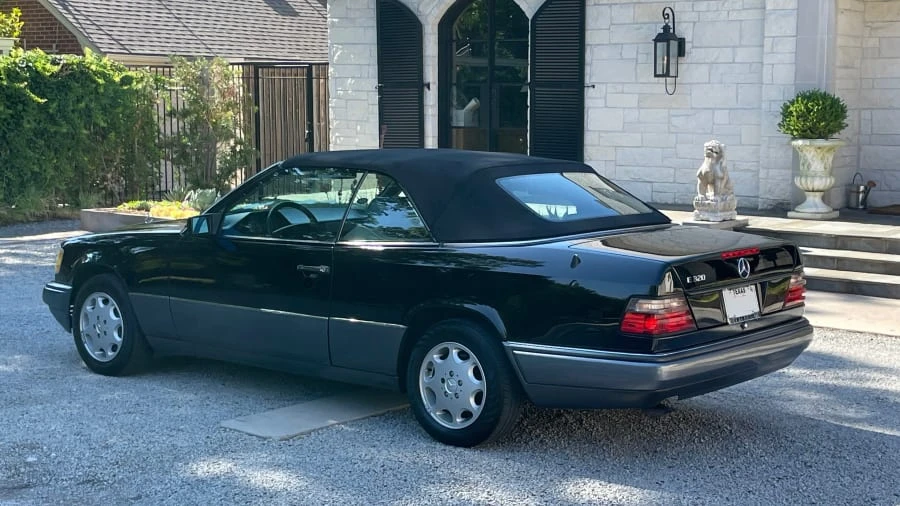 1994 Mercedes-Benz W124 E-Class - Image 23 of 28