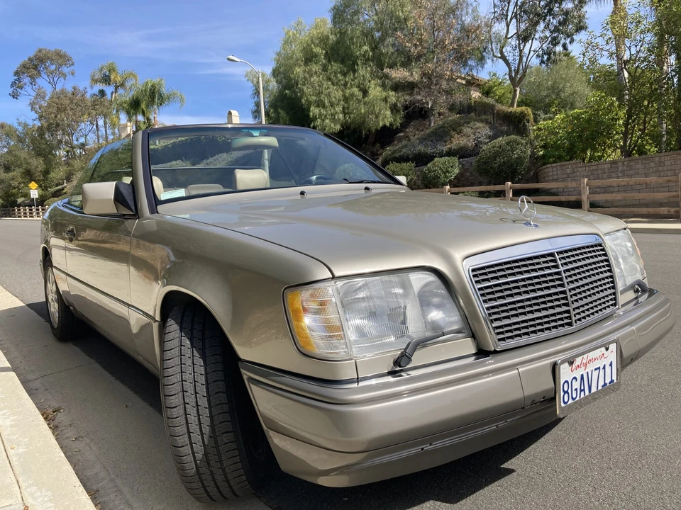 1994 Mercedes-Benz W124 E-Class - Image 11 of 31