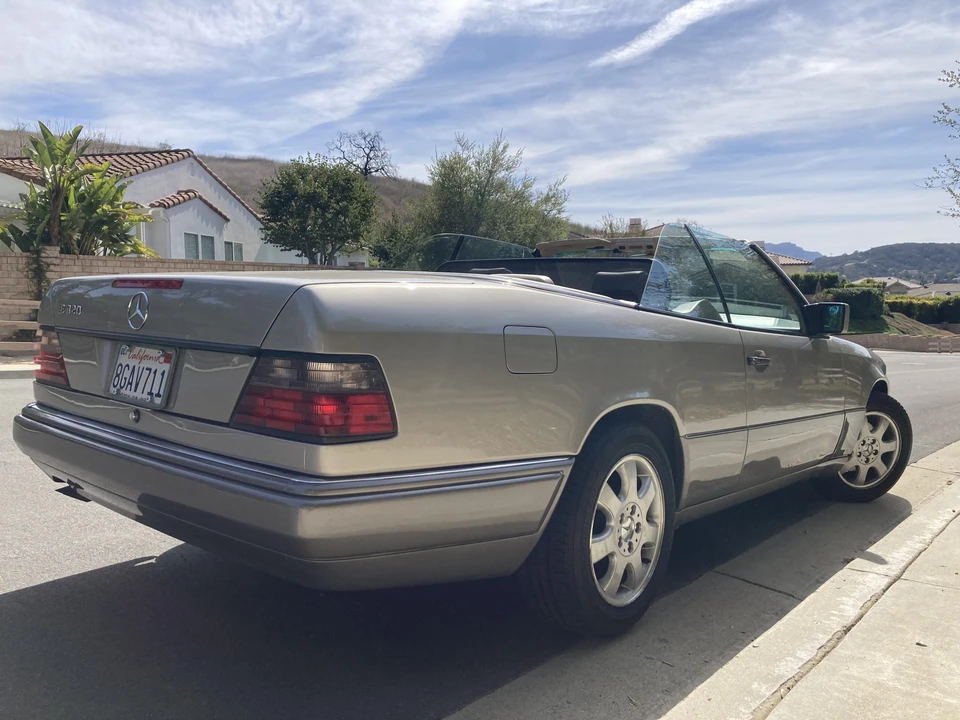 1994 Mercedes-Benz W124 E-Class - Image 8 of 31