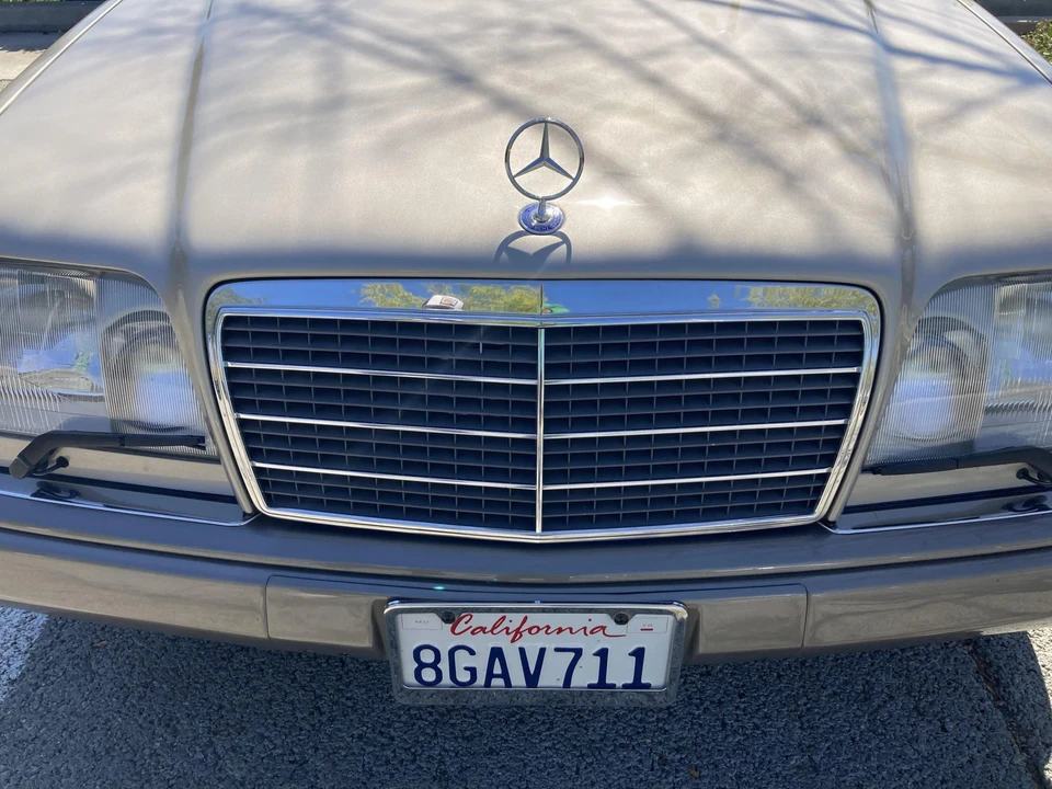 1994 Mercedes-Benz W124 E-Class - Image 12 of 31