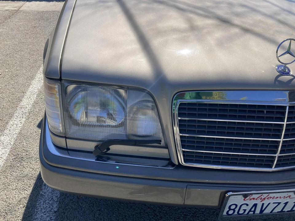 1994 Mercedes-Benz W124 E-Class - Image 26 of 31