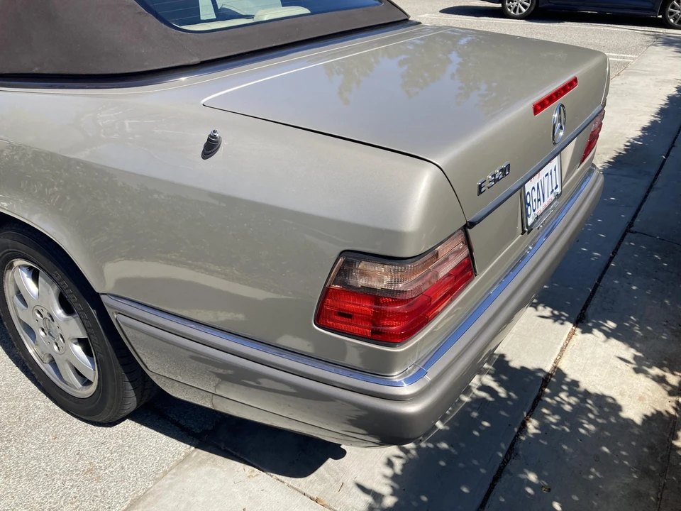 1994 Mercedes-Benz W124 E-Class - Image 17 of 31