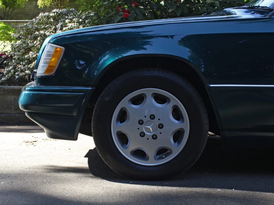 1994 Mercedes-Benz W124 E-Class - Image 5 of 5
