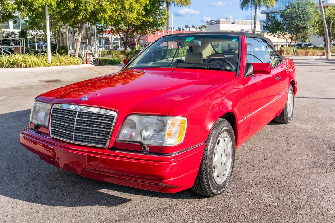 1994 Mercedes-Benz W124 E-Class - Image 11 of 31