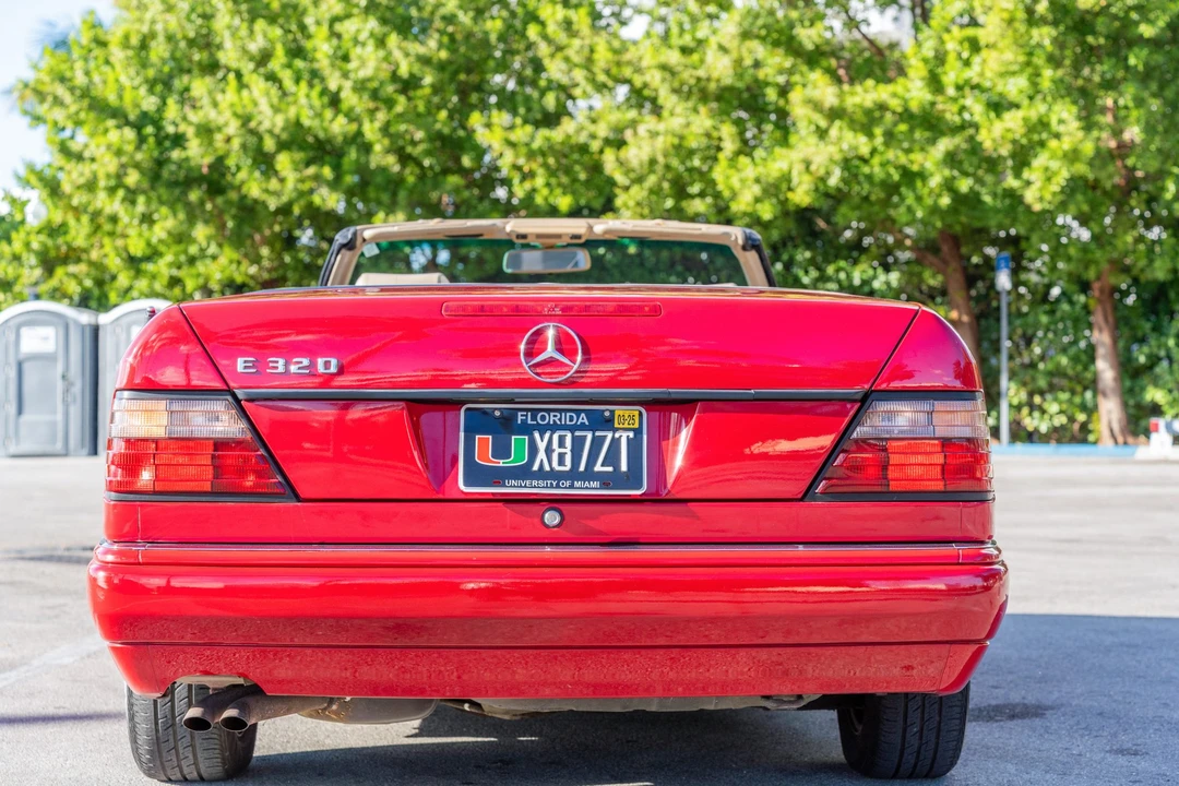 1994 Mercedes-Benz W124 E-Class - Image 6 of 31