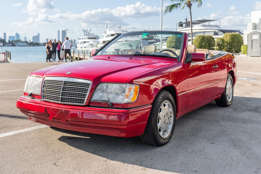 1994 Mercedes-Benz W124 E-Class - Image 2 of 31