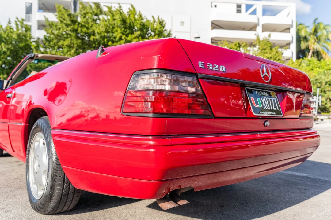 1994 Mercedes-Benz W124 E-Class - Image 25 of 31