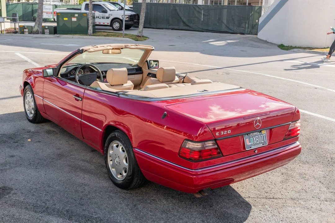1994 Mercedes-Benz W124 E-Class - Image 4 of 31