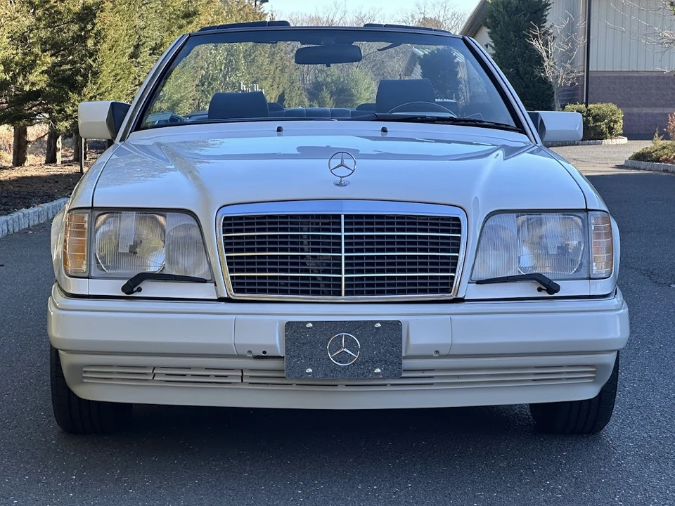 1994 Mercedes-Benz W124 E-Class - Image 9 of 31