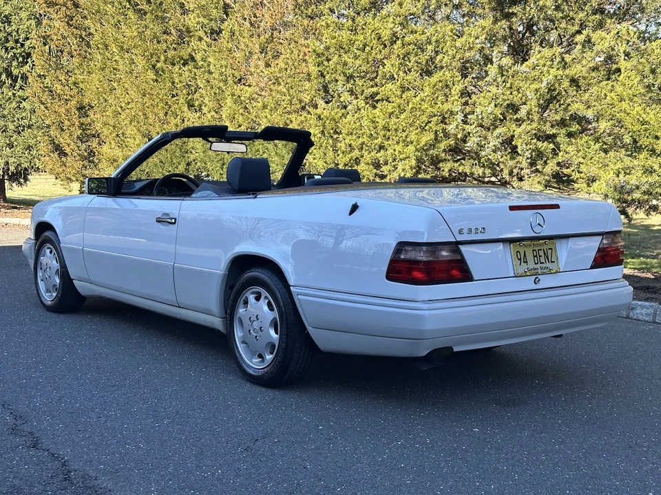 1994 Mercedes-Benz W124 E-Class - Image 23 of 31