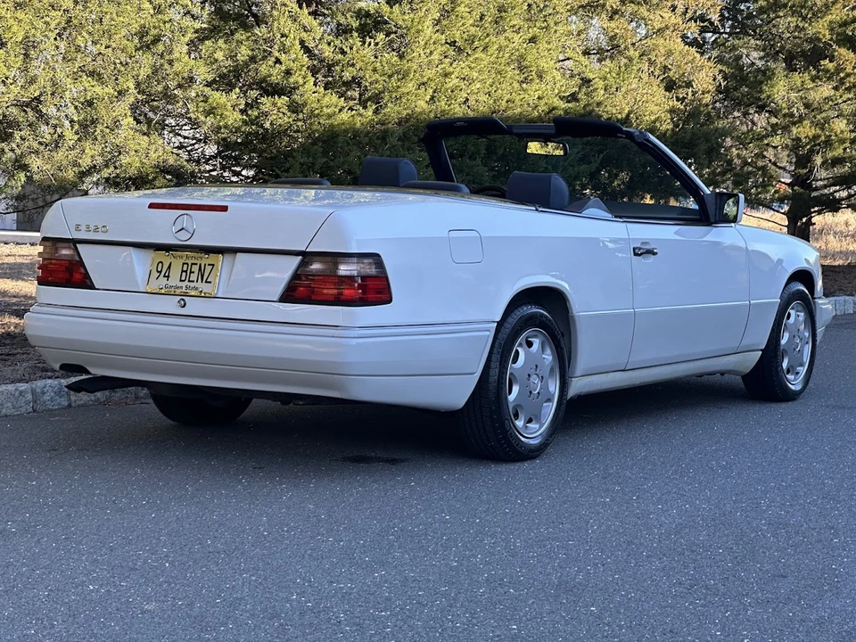 1994 Mercedes-Benz W124 E-Class - Image 17 of 31