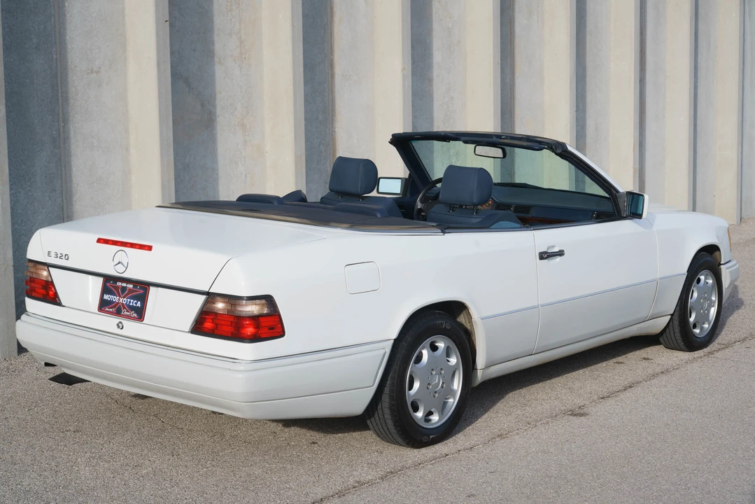 1994 Mercedes-Benz W124 E-Class - Image 10 of 31