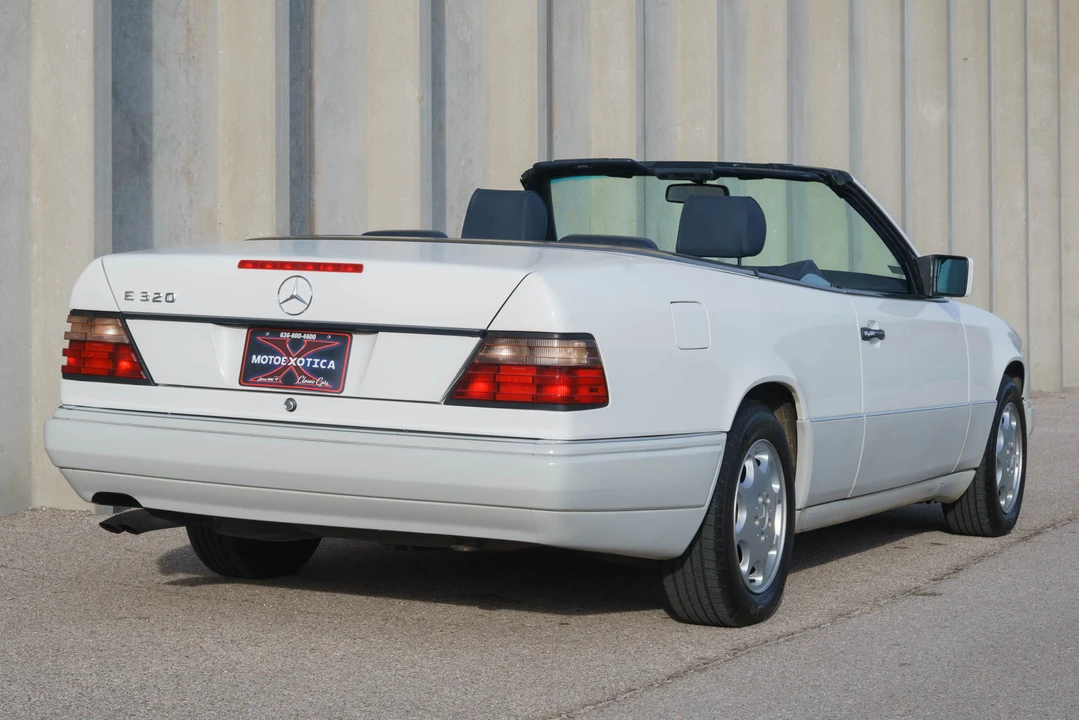 1994 Mercedes-Benz W124 E-Class - Image 8 of 31