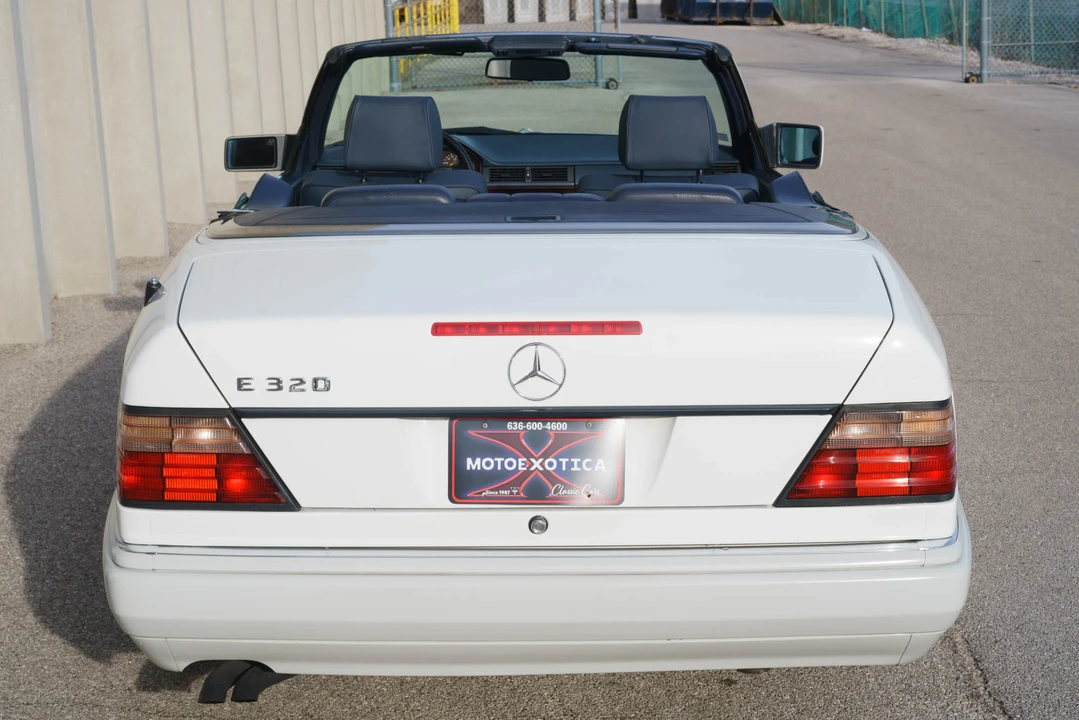 1994 Mercedes-Benz W124 E-Class - Image 7 of 31