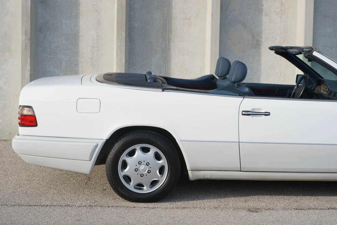 1994 Mercedes-Benz W124 E-Class - Image 22 of 31