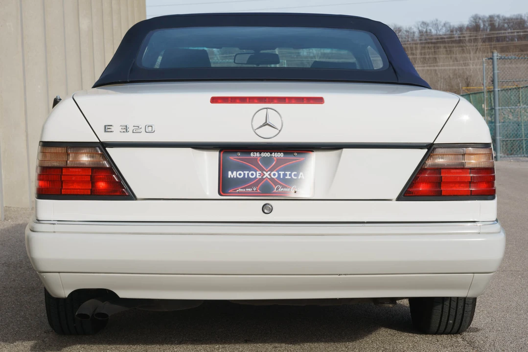 1994 Mercedes-Benz W124 E-Class - Image 18 of 31