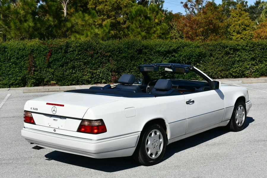 1994 Mercedes-Benz W124 E-Class - Image 3 of 27