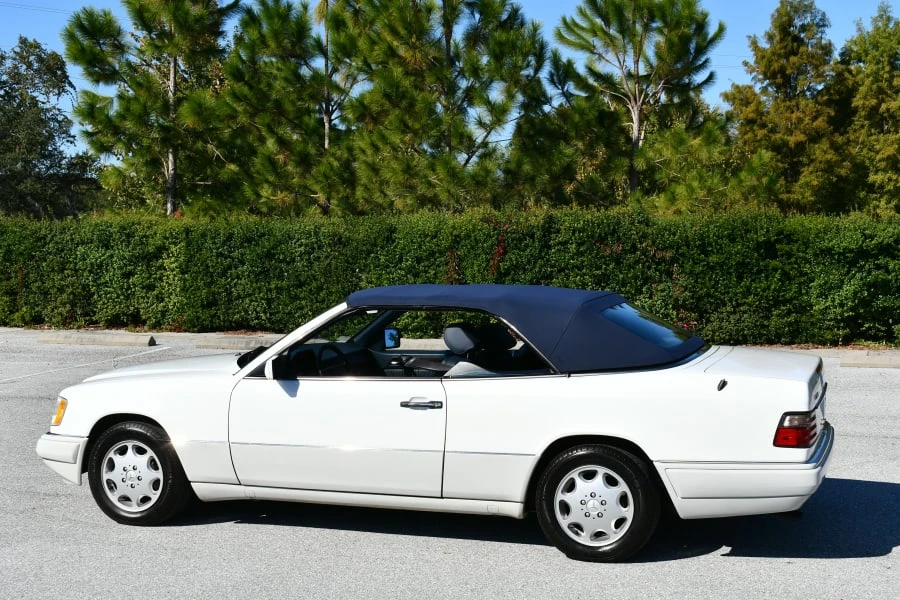 1994 Mercedes-Benz W124 E-Class - Image 23 of 27