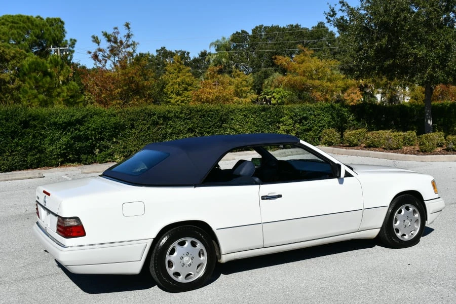 1994 Mercedes-Benz W124 E-Class - Image 26 of 27