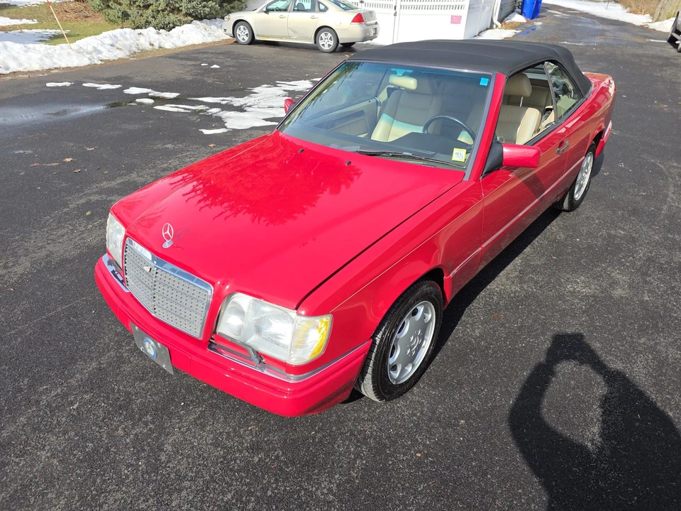 1994 Mercedes-Benz W124 E-Class - Image 11 of 31