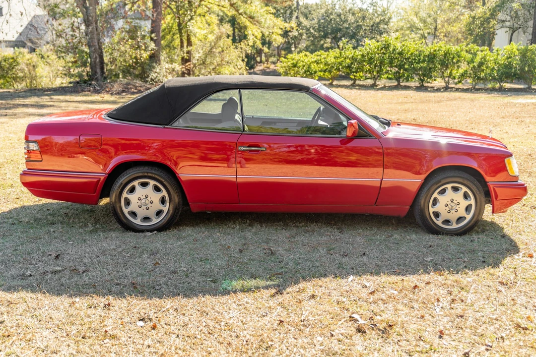 1994 Mercedes-Benz W124 E-Class - Image 25 of 31