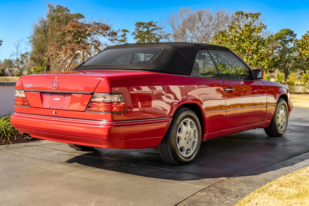 1994 Mercedes-Benz W124 E-Class - Image 15 of 31