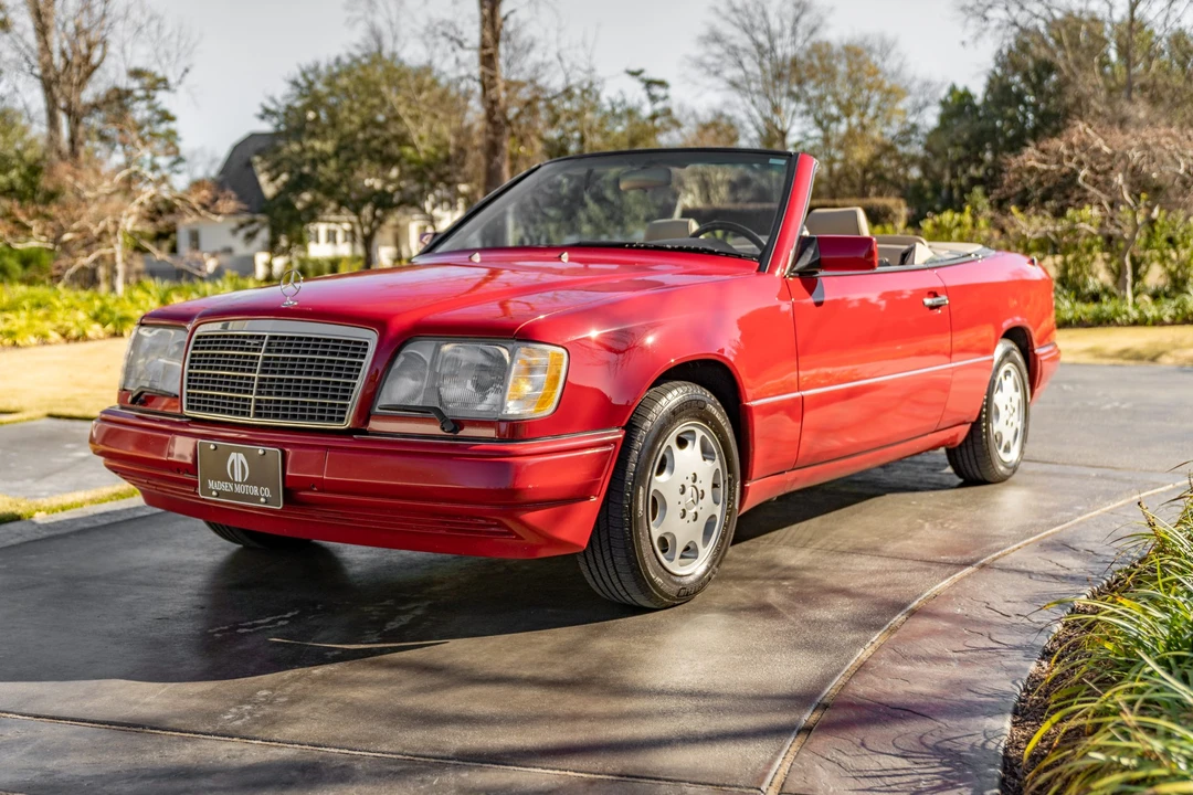 1994 Mercedes-Benz W124 E-Class - Image 2 of 31