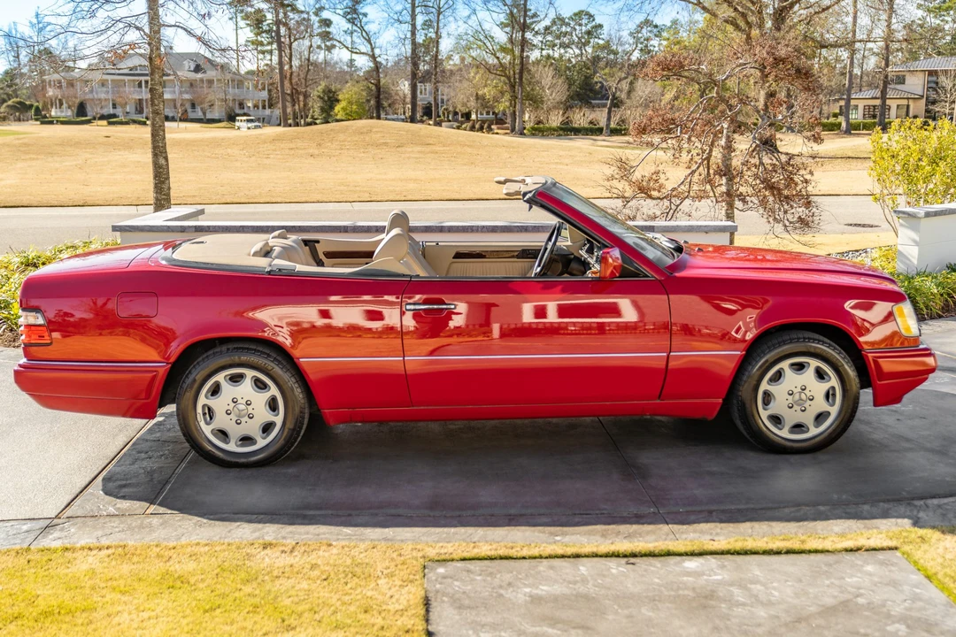 1994 Mercedes-Benz W124 E-Class - Image 9 of 31