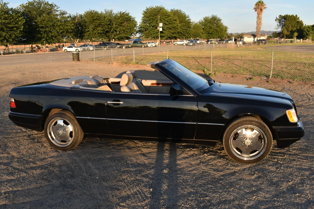1994 Mercedes-Benz W124 E-Class - Image 6 of 6