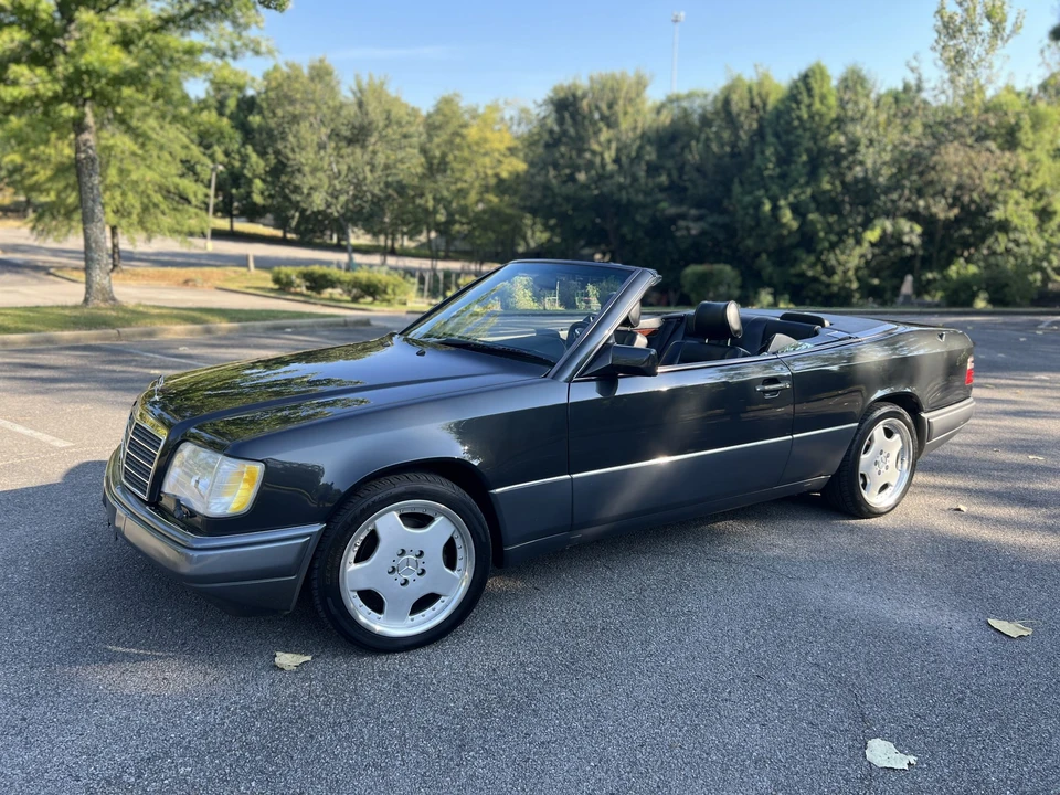 1994 Mercedes-Benz W124 E-Class - Image 2 of 31