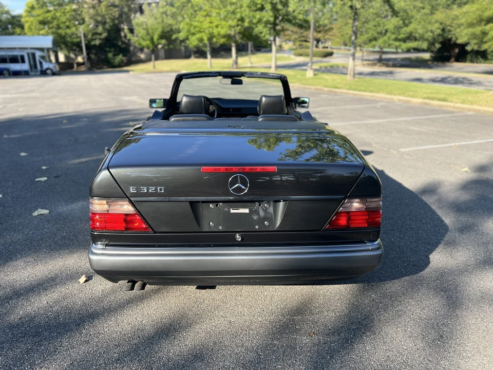 1994 Mercedes-Benz W124 E-Class - Image 14 of 31