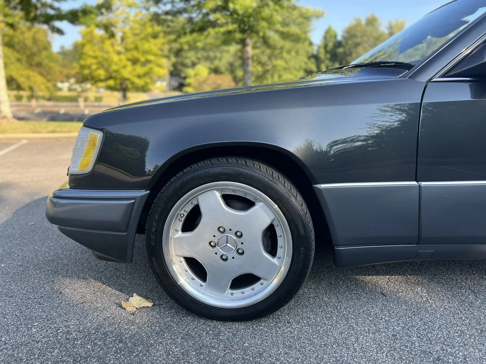 1994 Mercedes-Benz W124 E-Class - Image 29 of 31