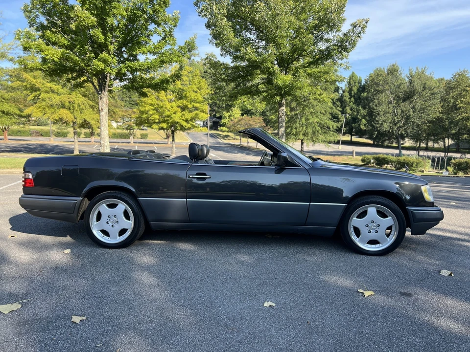 1994 Mercedes-Benz W124 E-Class - Image 10 of 31