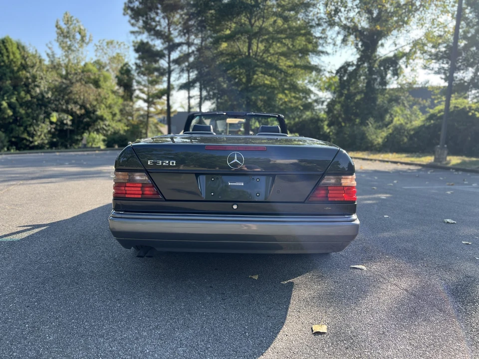 1994 Mercedes-Benz W124 E-Class - Image 15 of 31