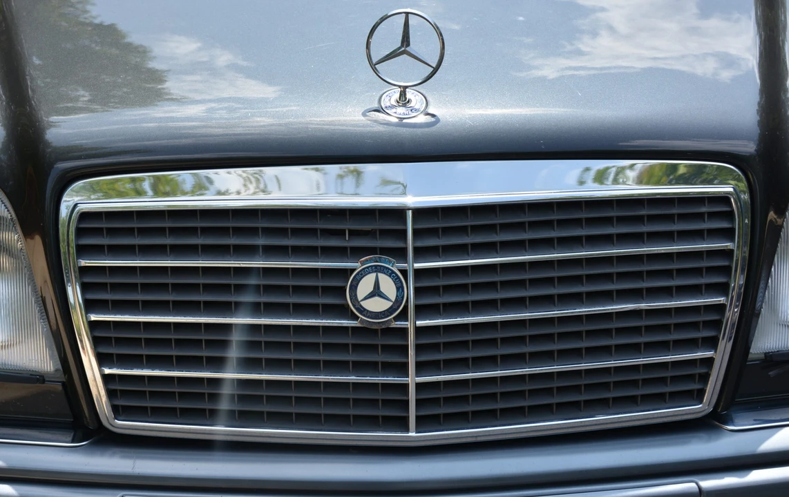 1994 Mercedes-Benz W124 E-Class - Image 15 of 31
