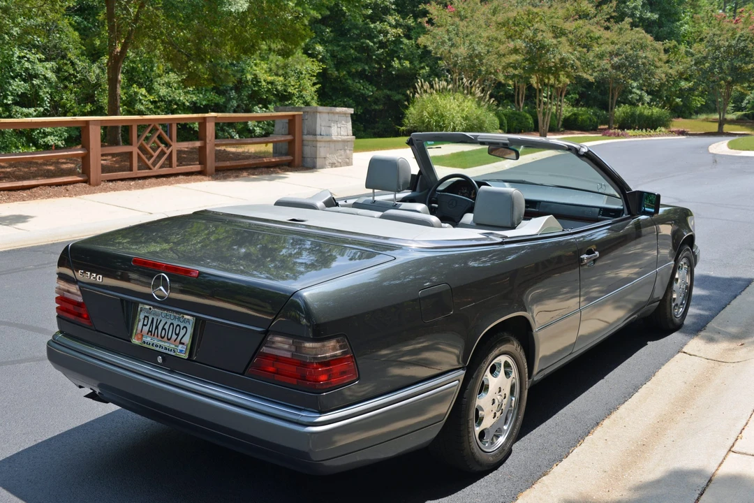1994 Mercedes-Benz W124 E-Class - Image 5 of 31