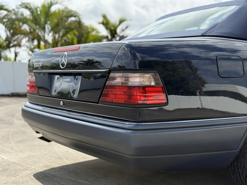 1994 Mercedes-Benz W124 E-Class - Image 21 of 31