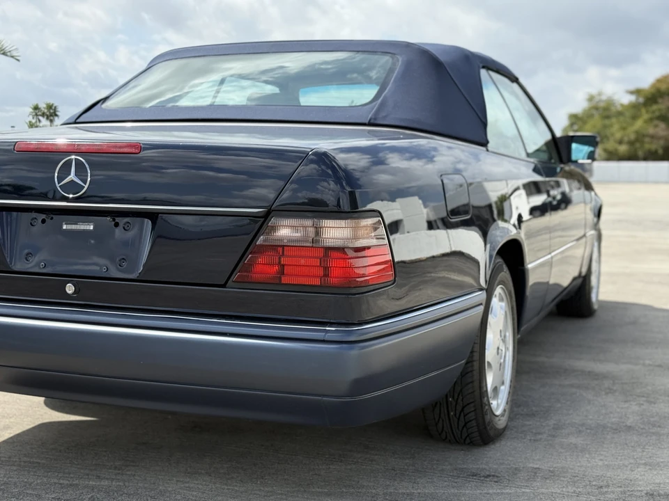 1994 Mercedes-Benz W124 E-Class - Image 24 of 31
