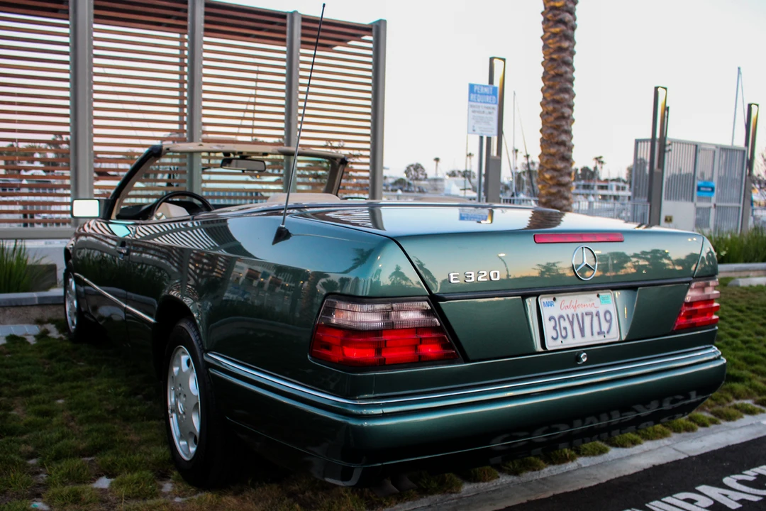 1994 Mercedes-Benz W124 E-Class - Image 4 of 31