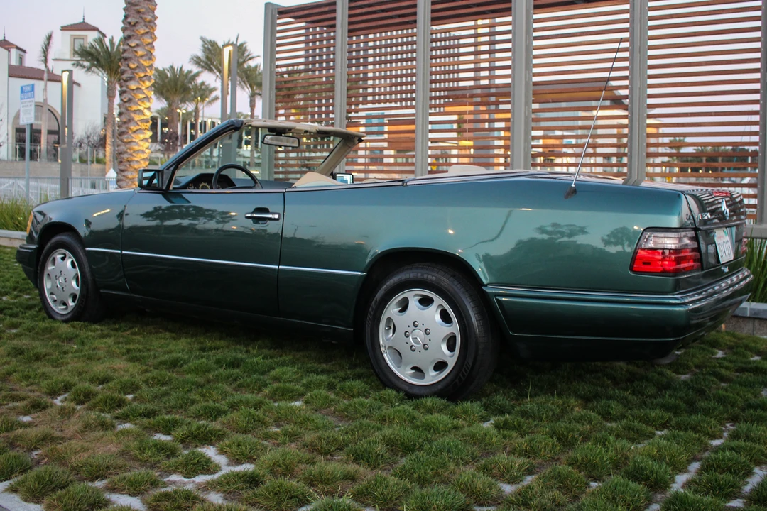 1994 Mercedes-Benz W124 E-Class - Image 3 of 31