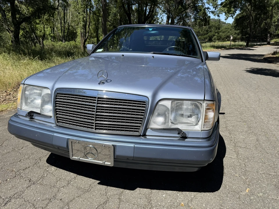 1994 Mercedes-Benz W124 E-Class - Image 2 of 31