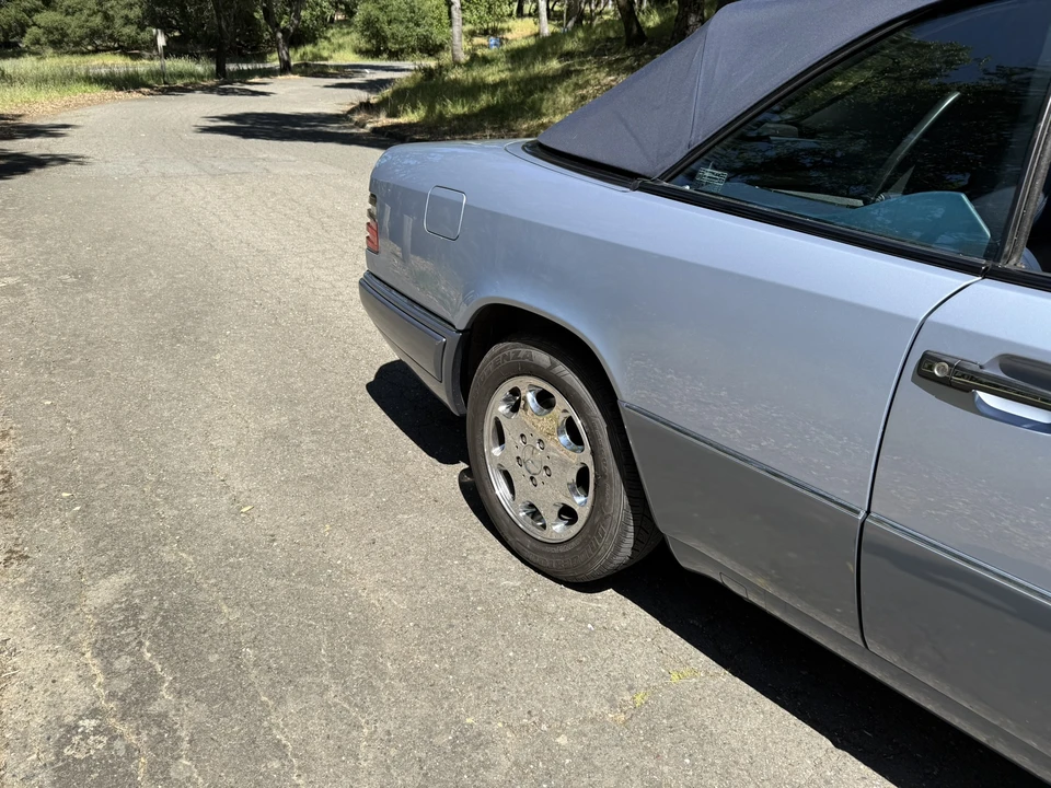1994 Mercedes-Benz W124 E-Class - Image 29 of 31